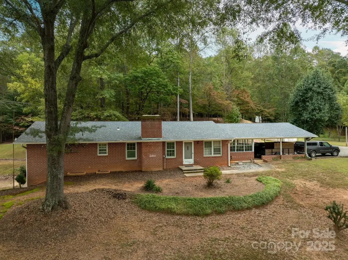 636 Maple Creek Road, Rutherfordton, NC 28139 - Image #1