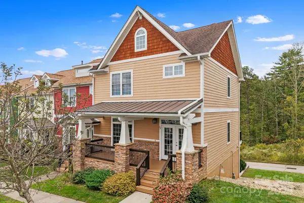 27 Walnut Springs Drive, Asheville, NC 28804