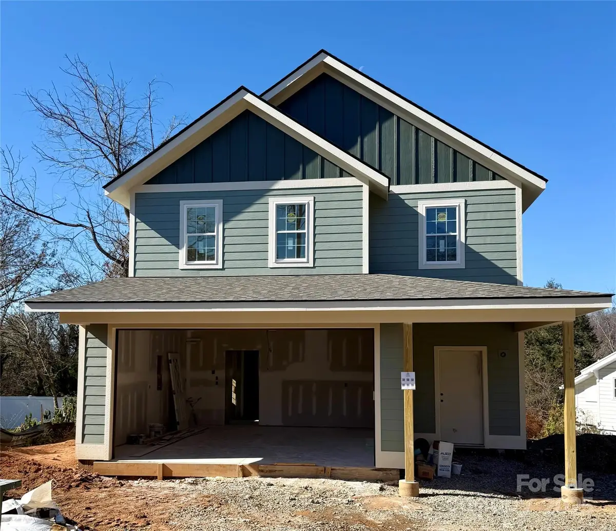 99 Arco Road, Asheville, NC 28805 - Image #1