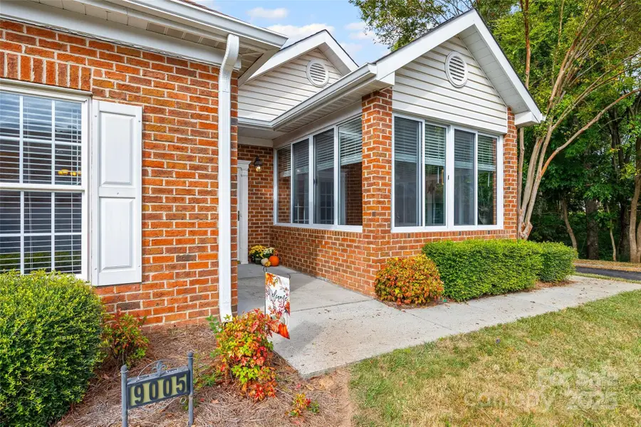 9005 Grand Oak Drive, Charlotte, NC 28277 - Image #2