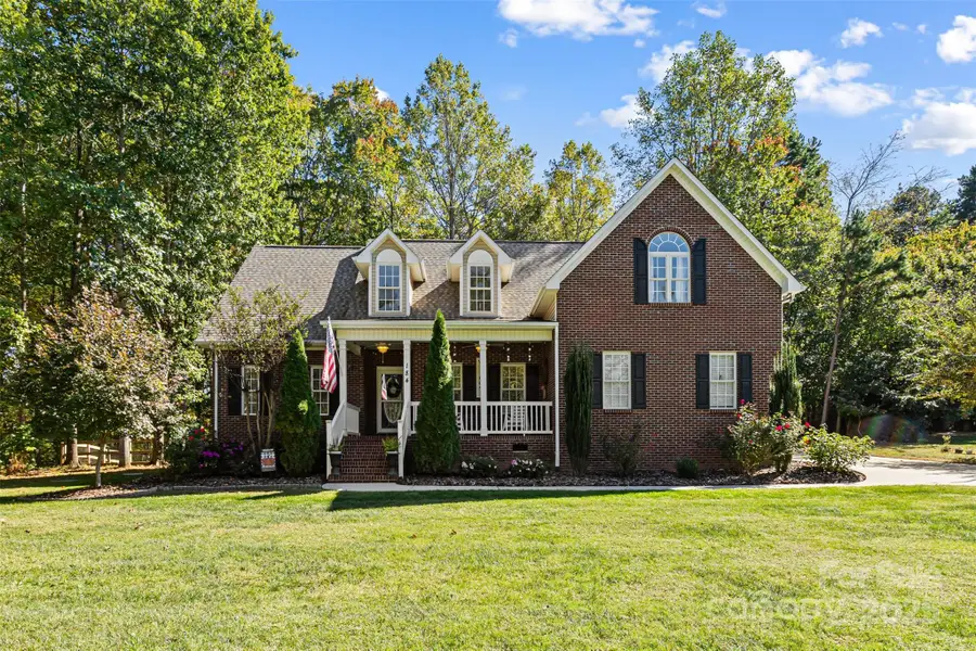 184 Canterbury Place Road, Mooresville, NC 28115 - Image #2