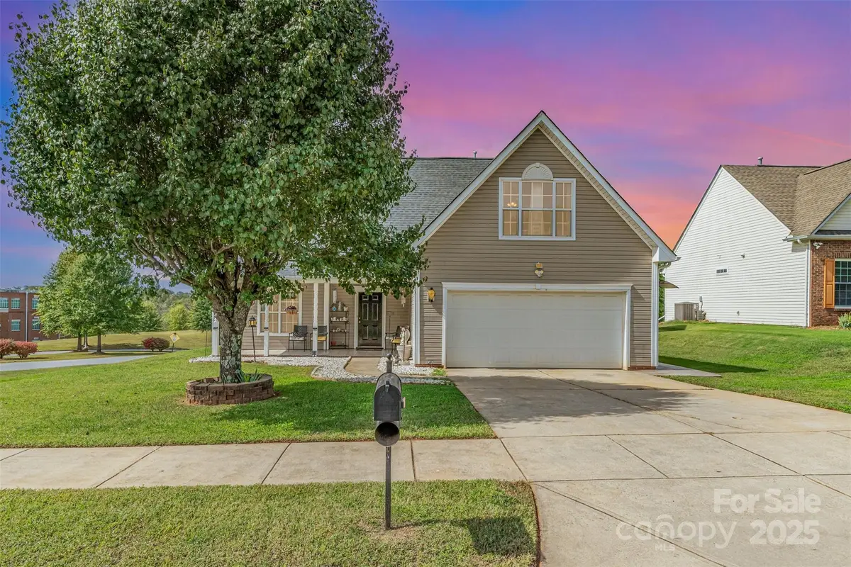 1703 Wagner Pointe Drive Nw, Conover, NC 28614 - Image #1