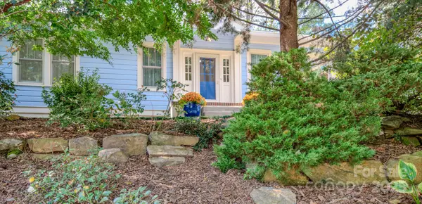 5 Camden Avenue, Asheville, NC 28804