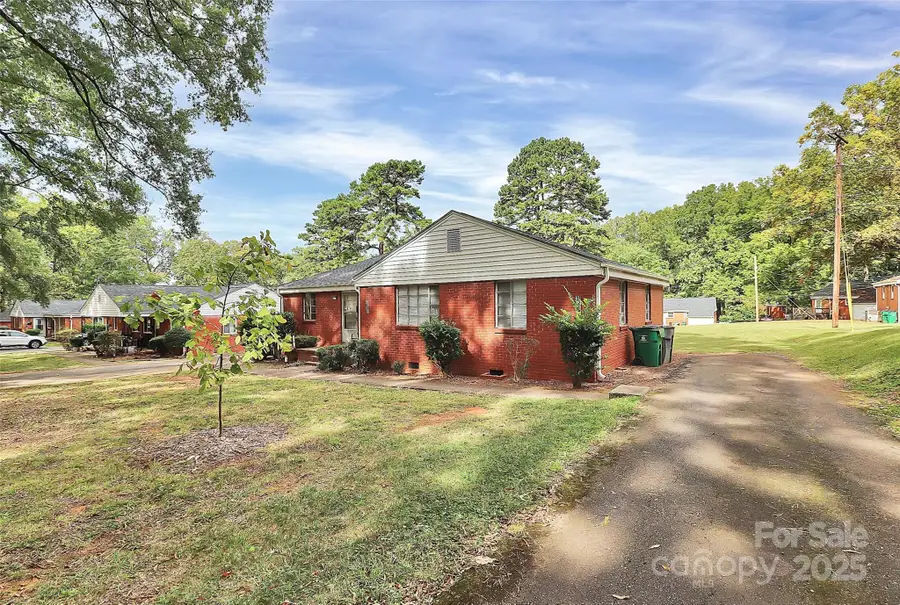 3210 Minnesota Road, Charlotte, NC 28208 - Image #2