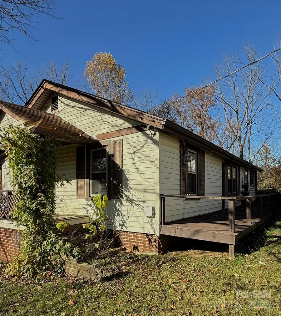 54 Schoolhouse Drive, Canton, NC 28716 - Image #2