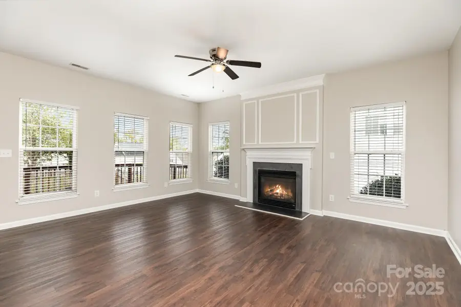 10119 Fieldstone Court, Charlotte, NC 28269 - Image #2