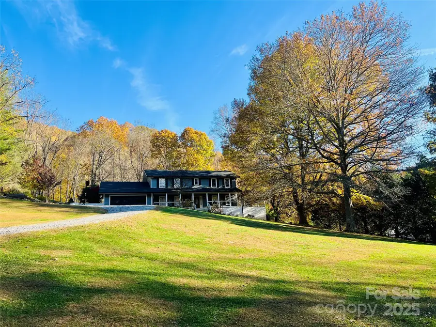 165 Foggy Cove Road, Waynesville, NC 28785 - Image #2