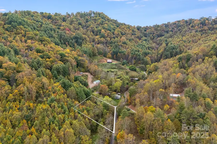 211 Evergreen Road, Burnsville, NC 28714 - Image #2