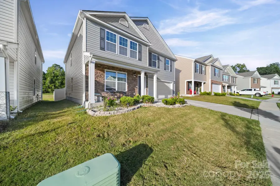 2130 Eastway Drive, Dallas, NC 28034 - Image #2