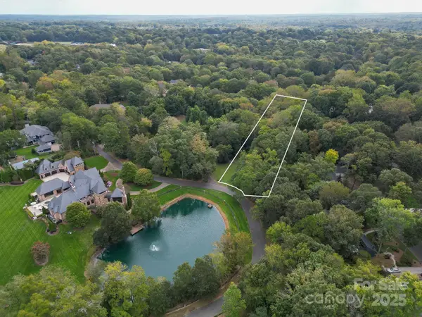 5019 Carmel Park Drive #3, Charlotte, NC 28226