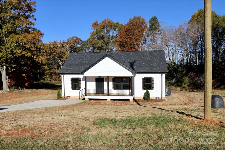 3924 East Maiden Road, Maiden, NC 28650 - Image #2