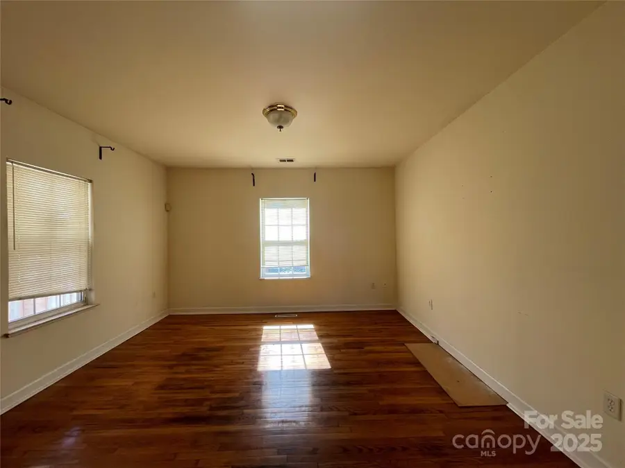 1309 Fairmont Street, Charlotte, NC 28216 - Image #3