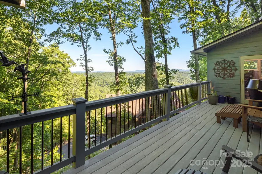 270 Ridge Drive, Saluda, NC 28773 - Image #3