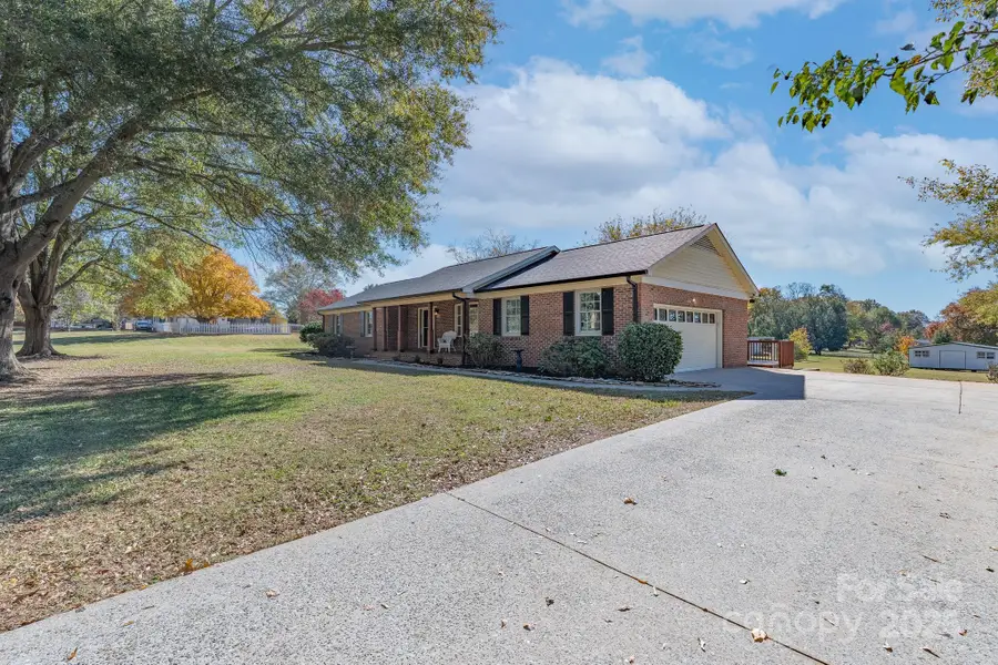 3105 W Zion Church Road, Shelby, NC 28150 - Image #2