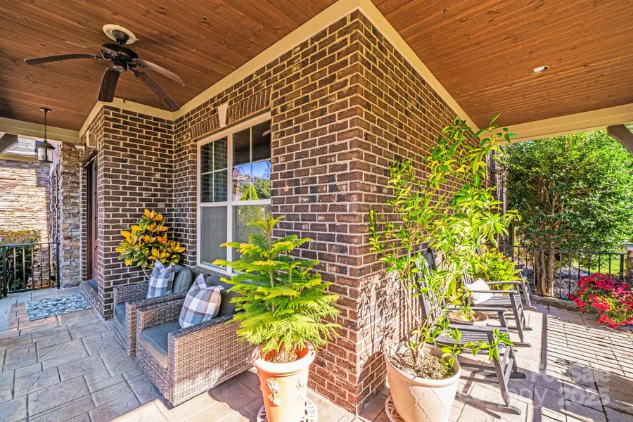 126 Forsythia Lane, Tega Cay, SC 29708 - Image #3