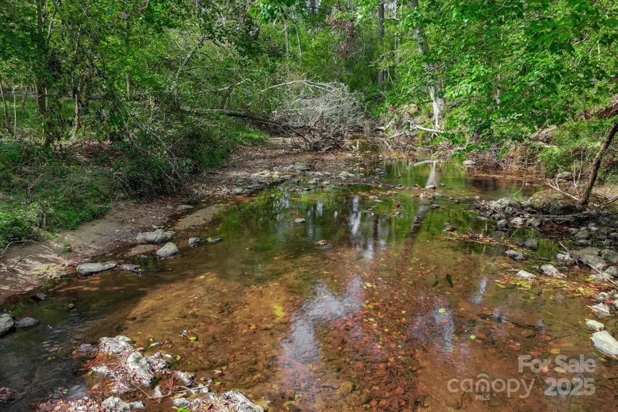 621 Meeting Road, Edgefield, SC 29824 - Image #2