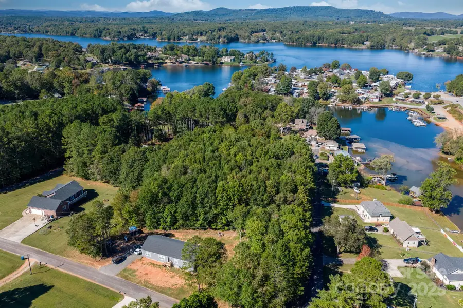 6289 Lynchburg Road, Hickory, NC 28601 - Image #2