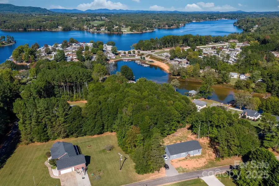 6289 Lynchburg Road, Hickory, NC 28601 - Image #3