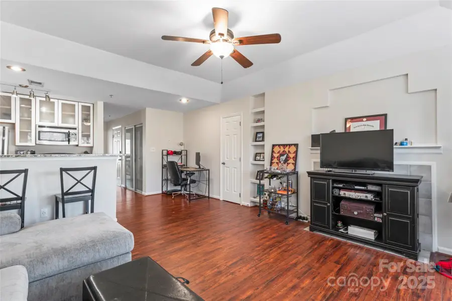529 N Graham Street #3G, Charlotte, NC 28202 - Image #2
