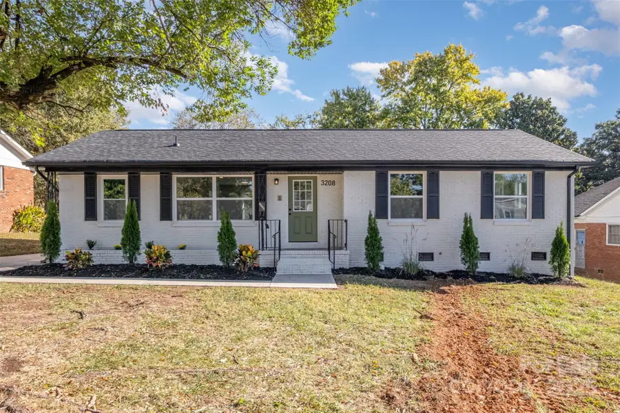 3208 Clearview Drive #8, Charlotte, NC 28216 - Image #2