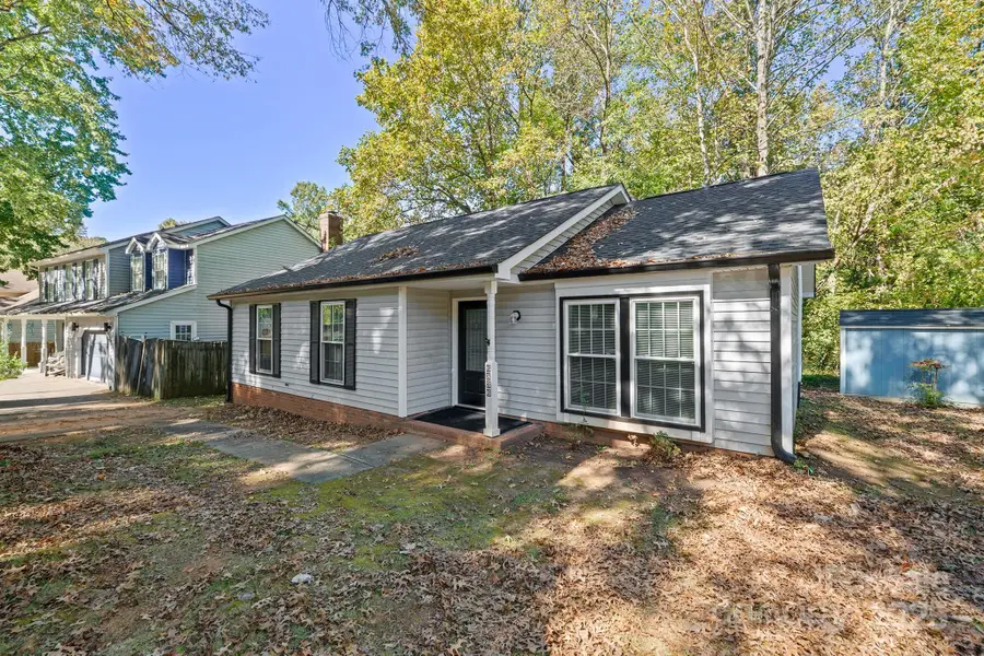 6836 Shiloh Ridge Lane, Charlotte, NC 28212 - Image #2