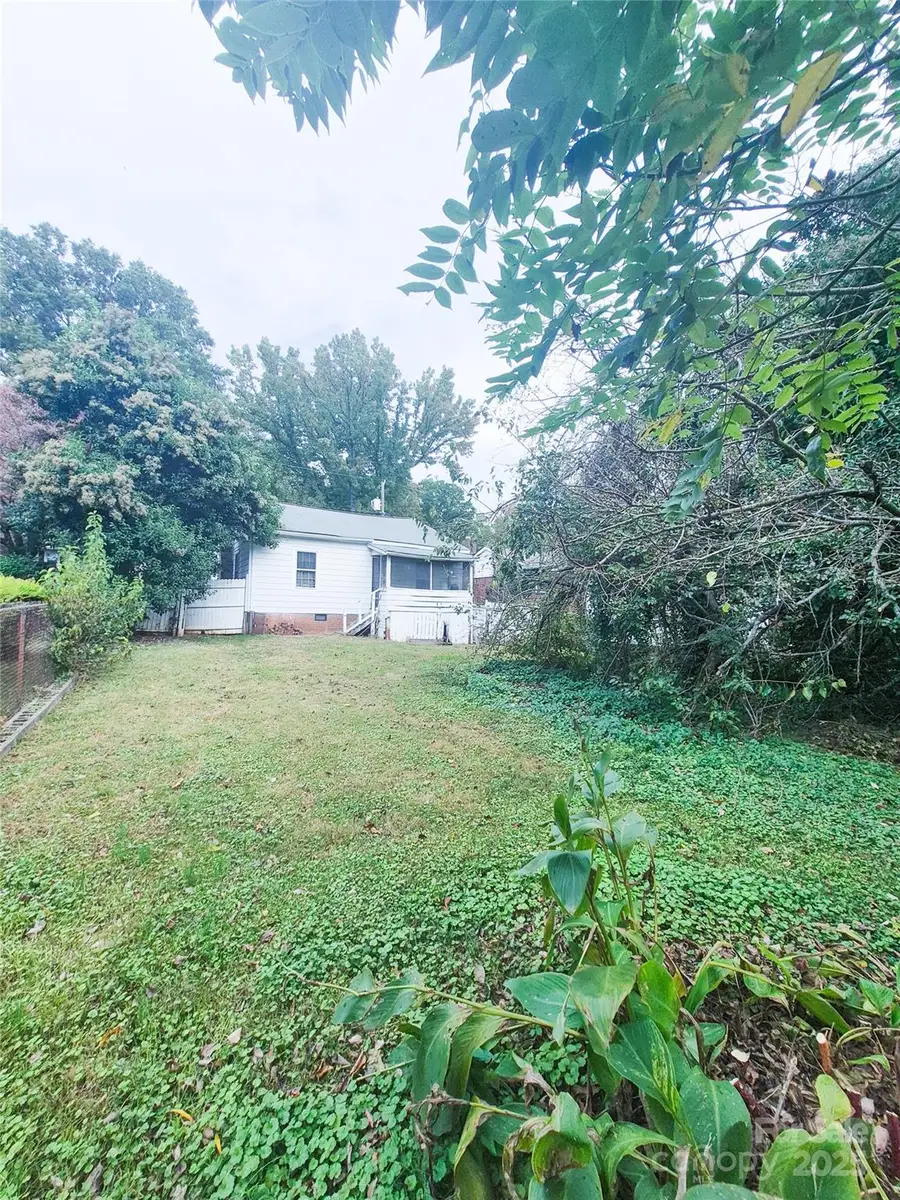 2015 St Paul Street, Charlotte, NC 28216 - Image #3