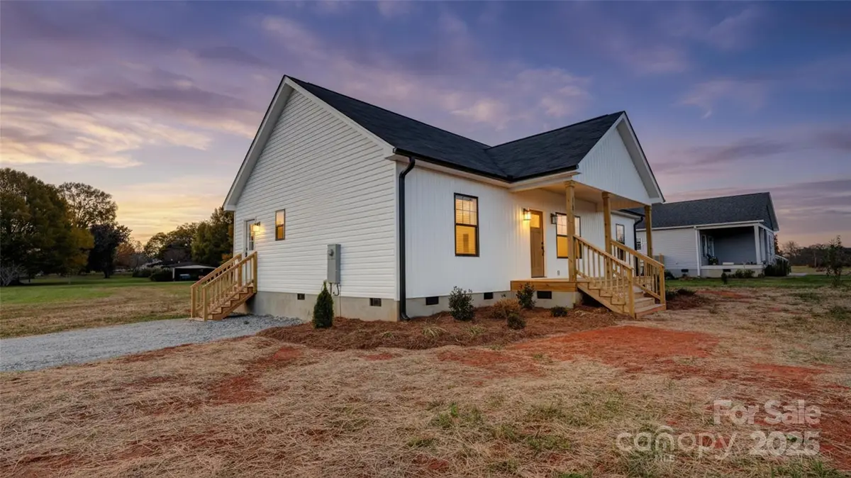 132 Wetmore Road, Woodleaf, NC 27054 - Image #1