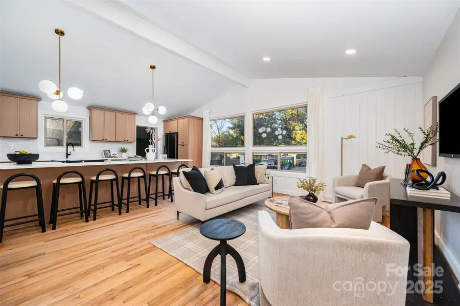 4042 Whipple Place, Charlotte, NC 28215 - Image #3