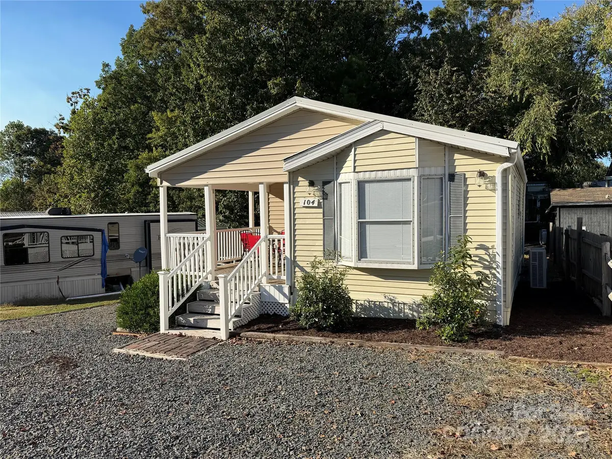 104 Hummingbird Drive, Eldorado, NC 22812 - Image #1