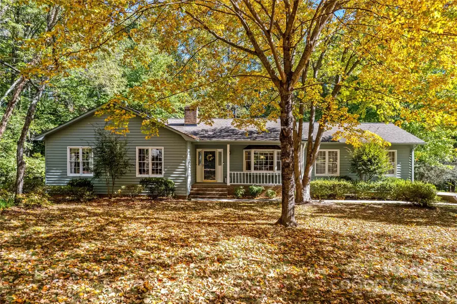 864 Hunter Drive, Mooresville, NC 28115 - Image #2