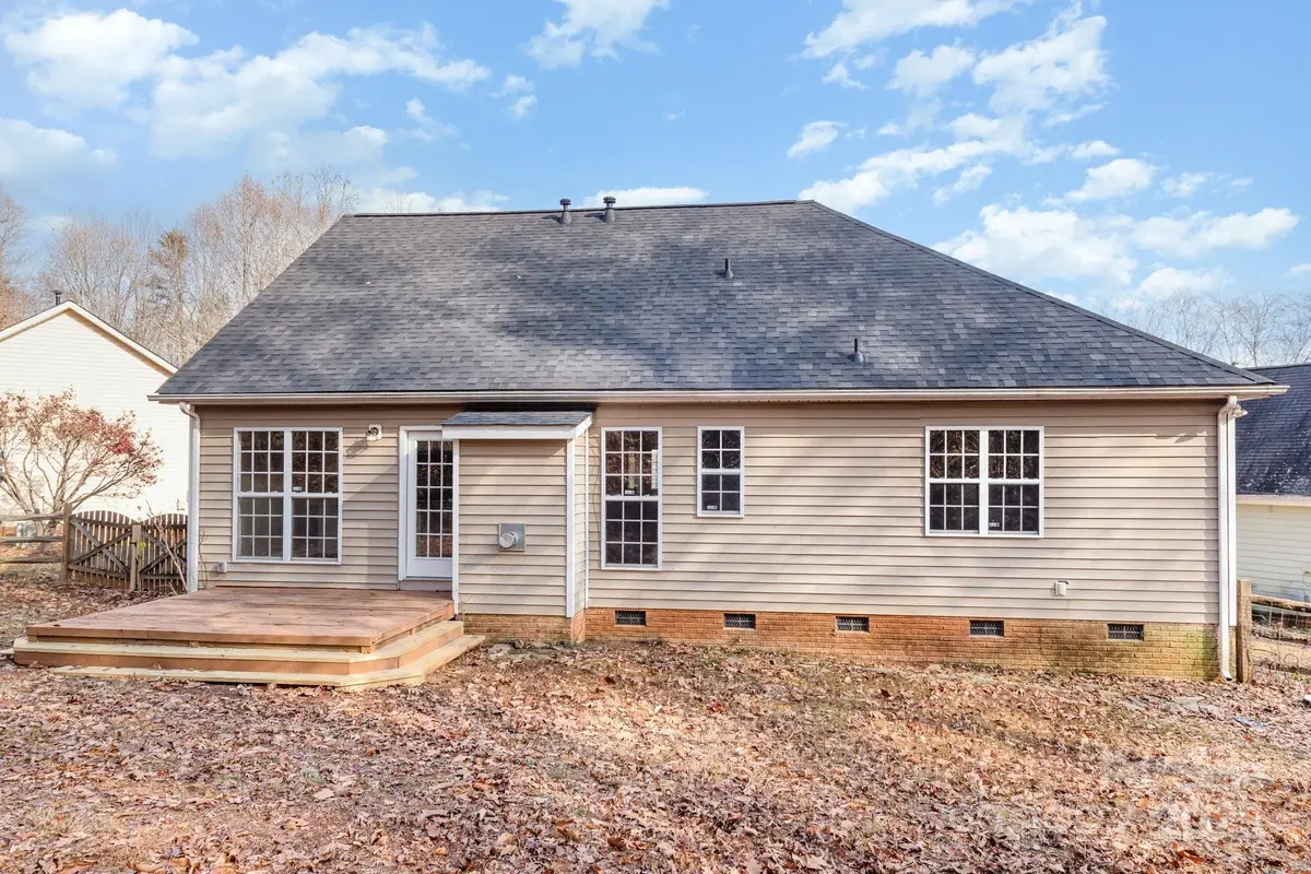 4435 Gladwood Lane, Charlotte, NC 28269 - Image #1