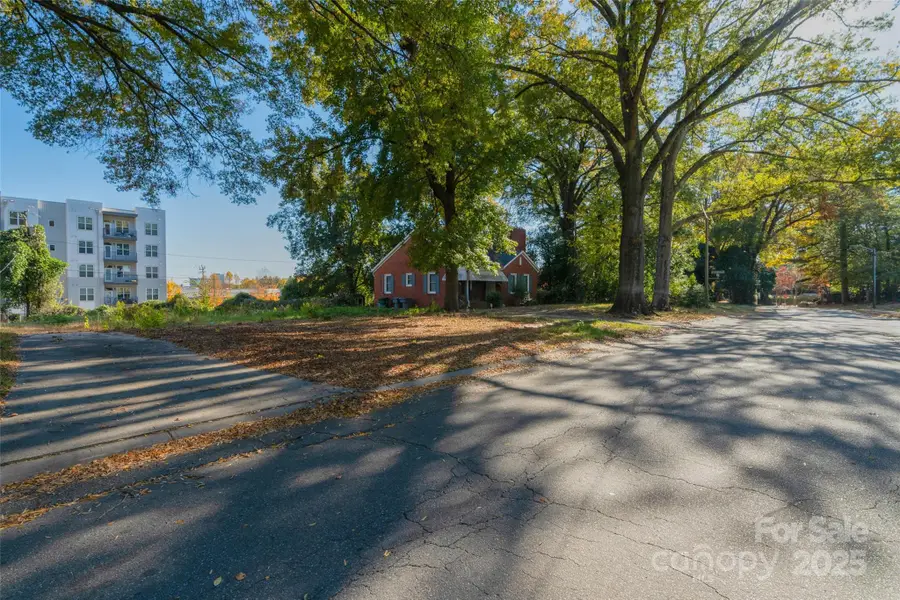 2127 Millerton Avenue, Charlotte, NC 28208 - Image #2