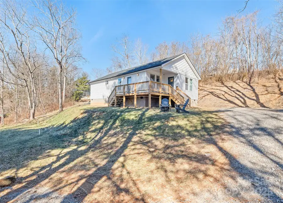 687 Holtzclaw Road, Canton, NC 28716 - Image #2