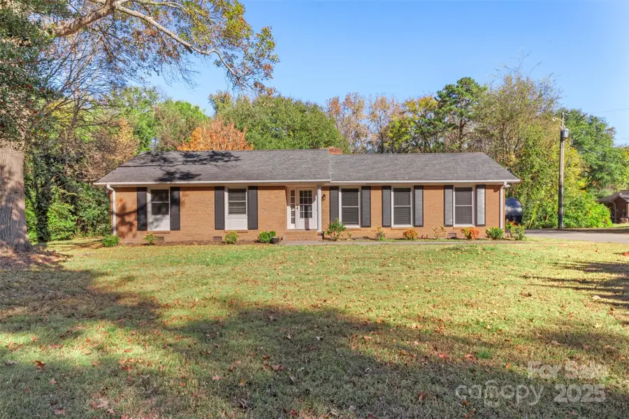 1332 N Dobys Bridge Road, Fort Mill, SC 29715 - Image #2