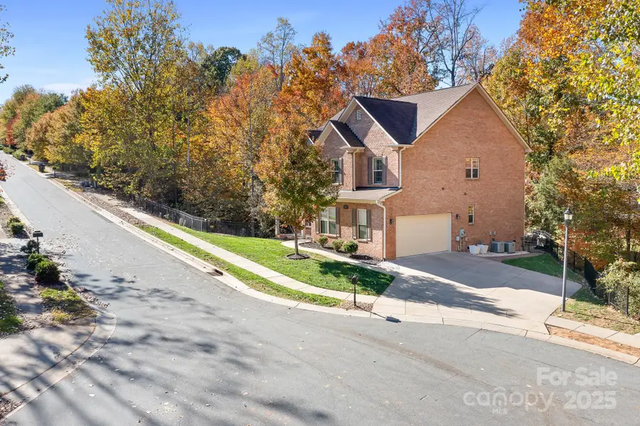 7945 Rolling Creek Court, Charlotte, NC 28270 - Image #2