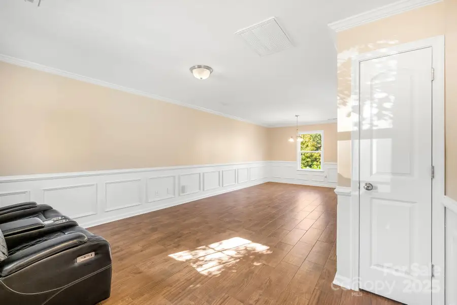 6602 Pennacook Drive, Charlotte, NC 28214 - Image #2