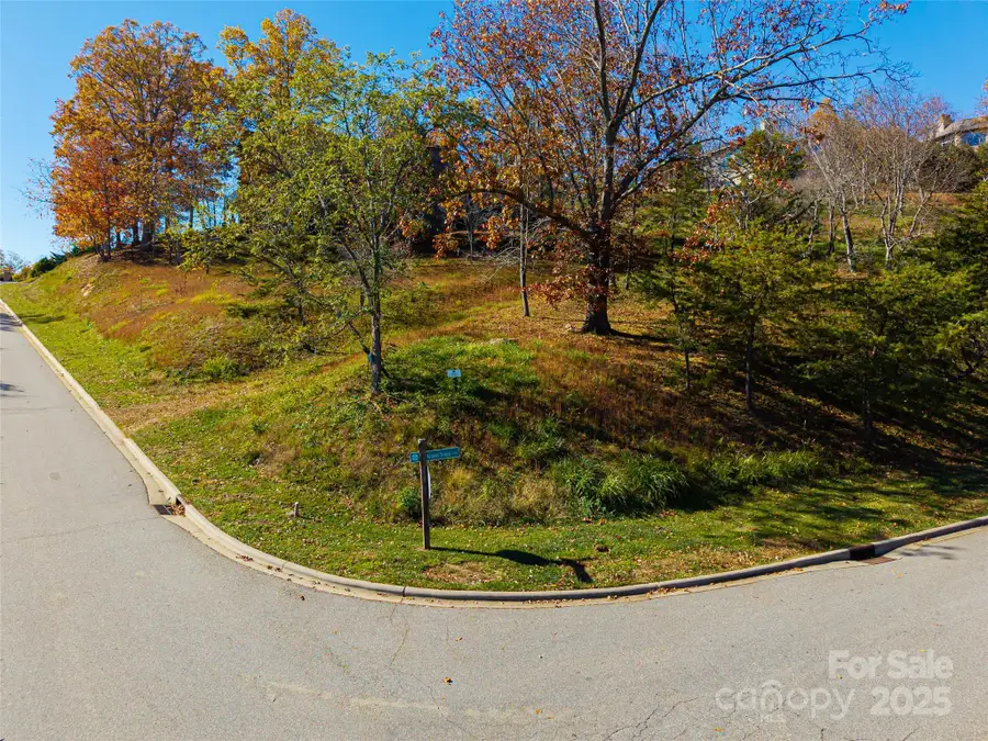 43 Summit Tower Circle, Asheville, NC 28804 - Image #2