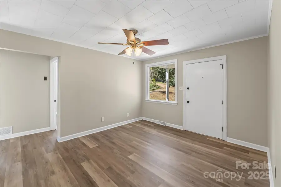 509 Lail Drive Se, Valdese, NC 28690 - Image #3