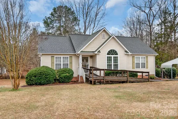 2514 Oxford Circle, Lancaster, SC 29720