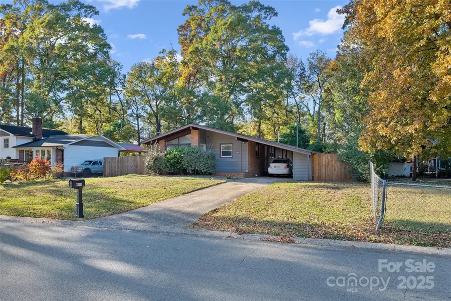 841 Squirrel Hill Road #14, Charlotte, NC 28213 - Image #3
