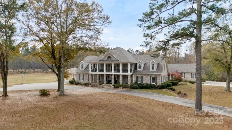 393 Youngs Bend Road, Kershaw, SC 29067 - Image #3