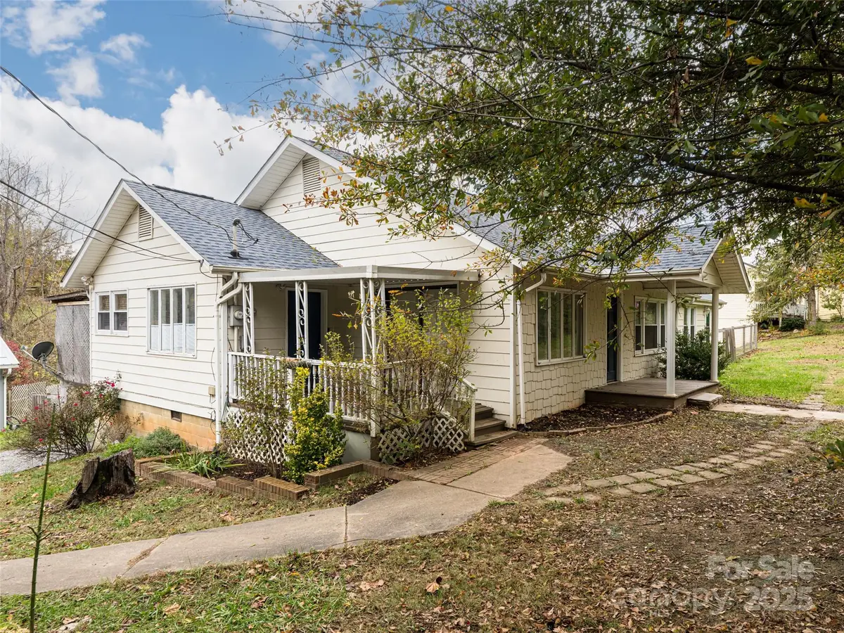 65 Banks Town Road, Weaverville, NC 28787 - Image #1