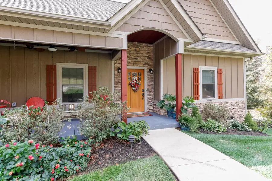 896 Moss Drive, Rutherfordton, NC 28139 - Image #3