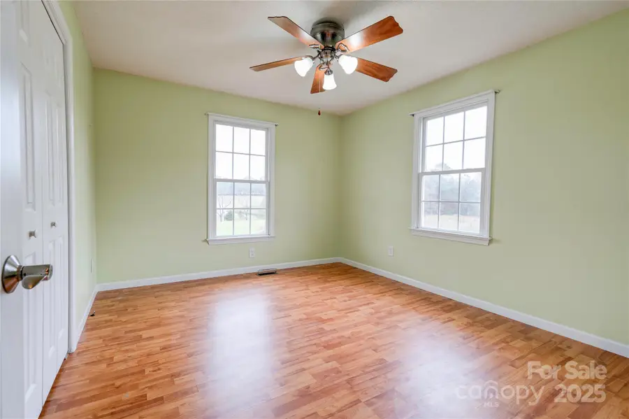 325 Gwen Lane, Shelby, NC 28152 - Image #2