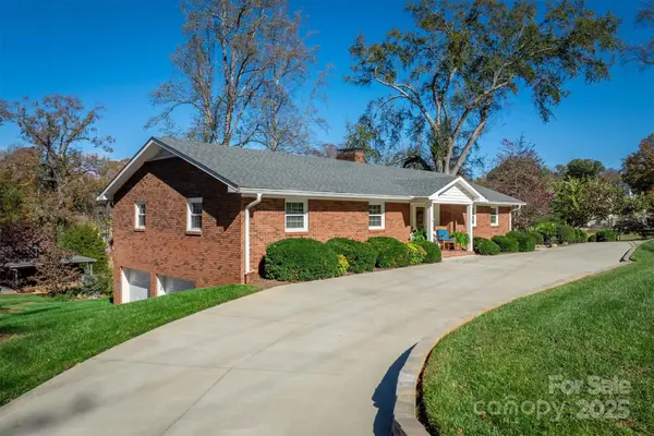 606 Collett Street, Morganton, NC 28655