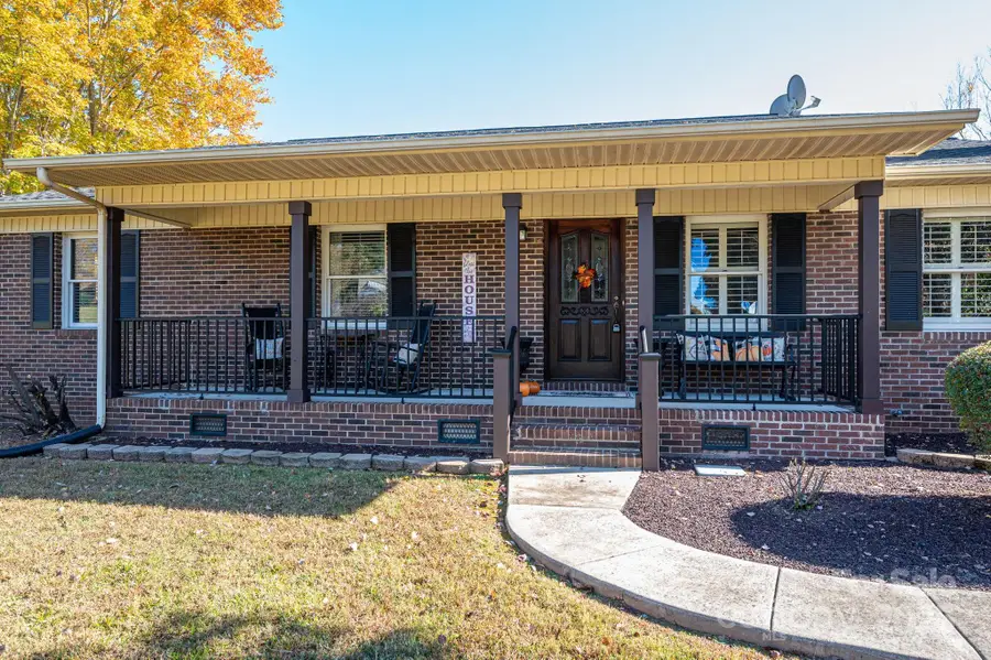 4866 E Hwy 150 Highway, Lincolnton, NC 28092 - Image #2