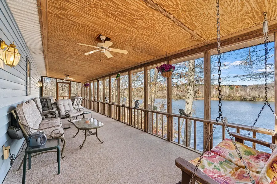 6072 Lookout Heights Drive, Claremont, NC 28610 - Image #2