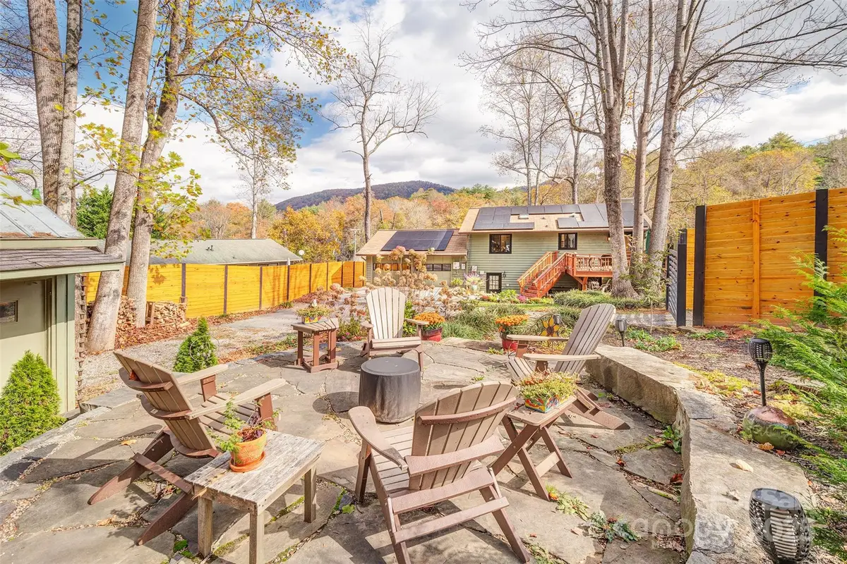 1 Parkway Loop Road, Asheville, NC 28803 - Image #1