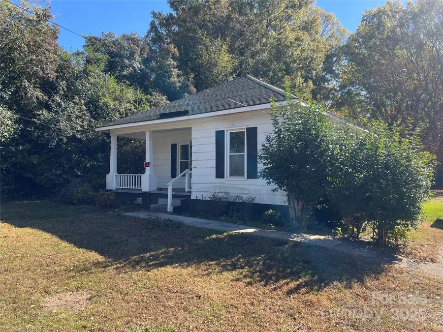 805 W Church Street W, Cherryville, NC 28021 - Image #2