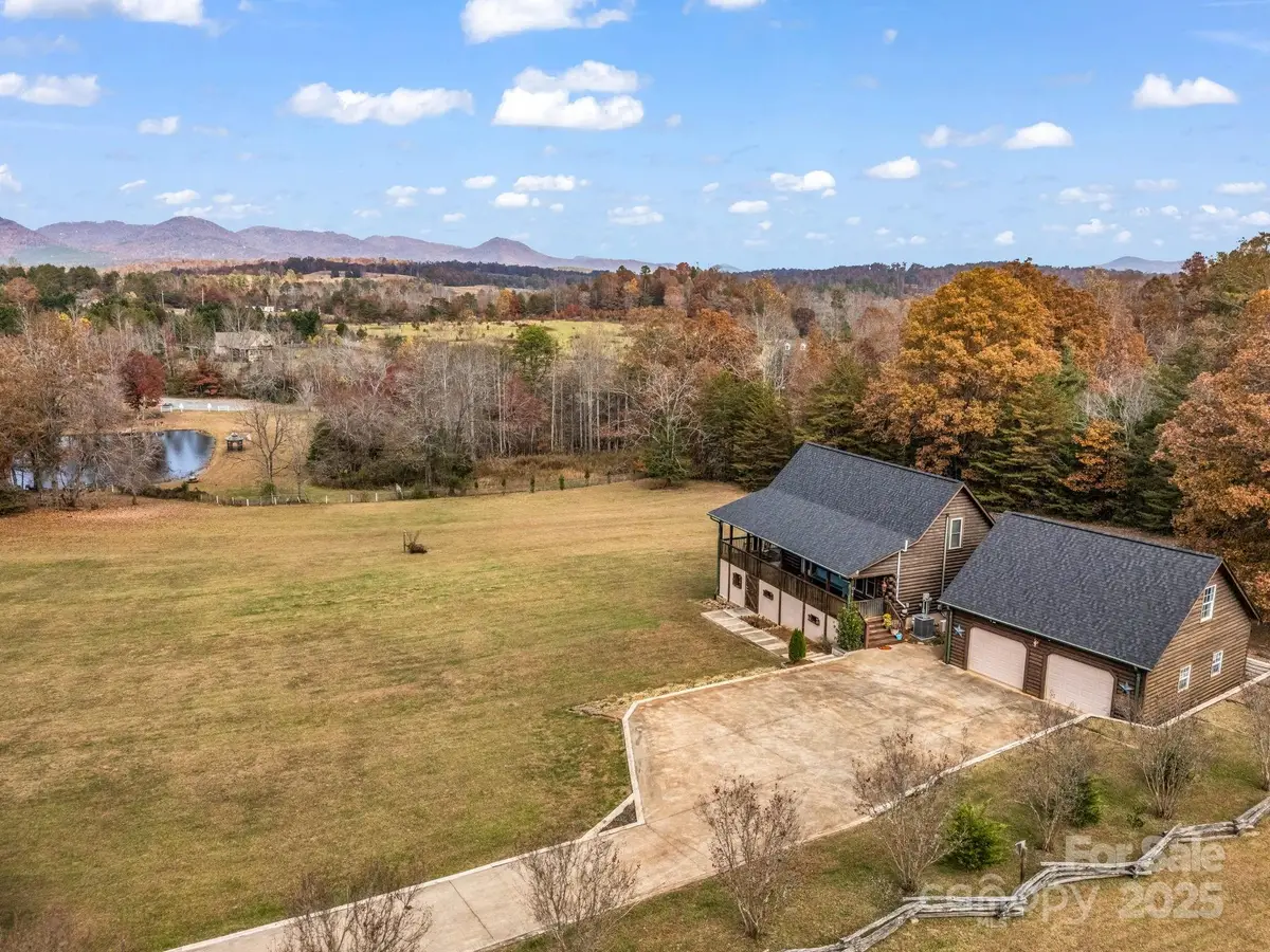 557 Emerald Parkway, Rutherfordton, NC 28139 - Image #1